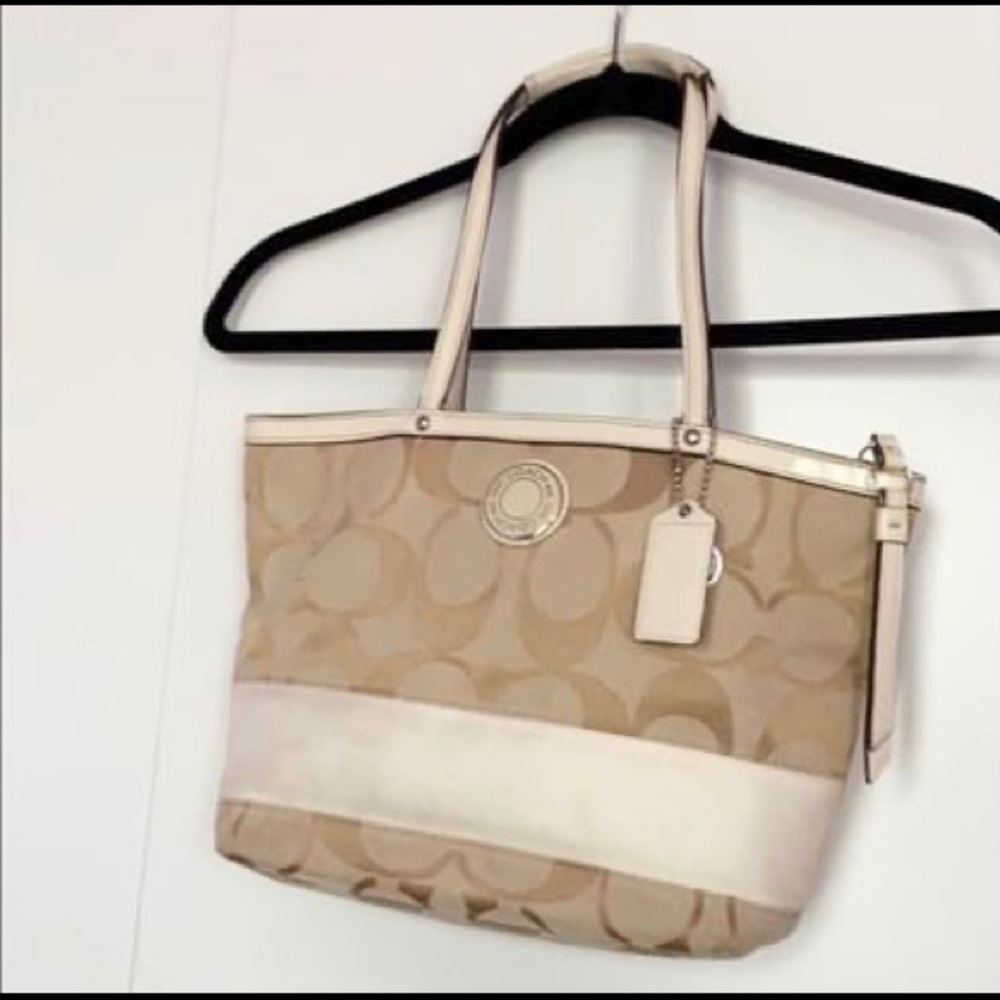 Coach Tan/Creme zip tote